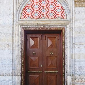 Πόρτα ασφαλείας Golden Door μασίφ με χρυσό σκάλισμα